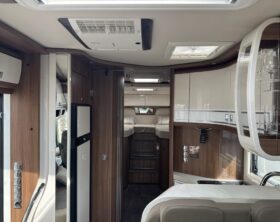 Carthago E Line I 61 XL Le Mercedes Benz