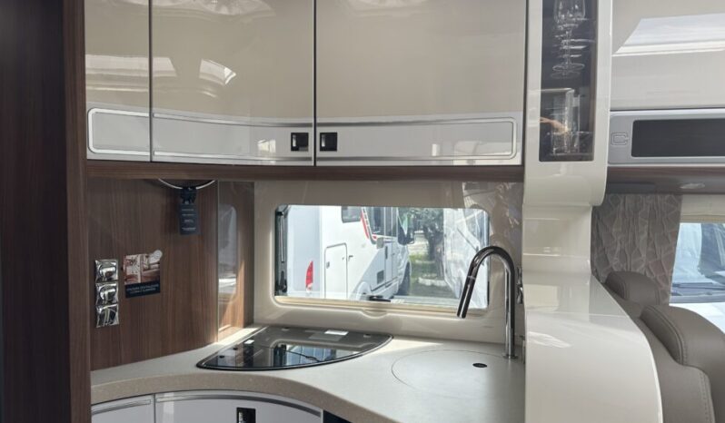 Carthago E Line I 61 XL Le Mercedes Benz pieno