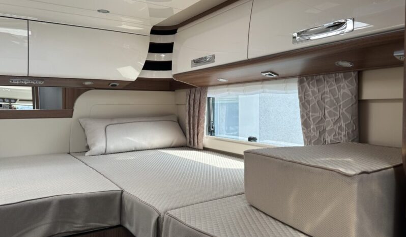 Carthago E Line I 61 XL Le Mercedes Benz pieno