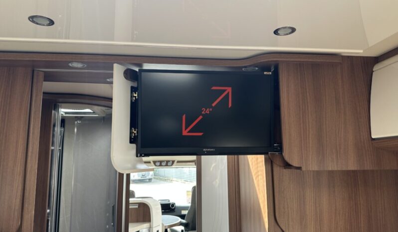Carthago E Line I 61 XL Le Mercedes Benz pieno