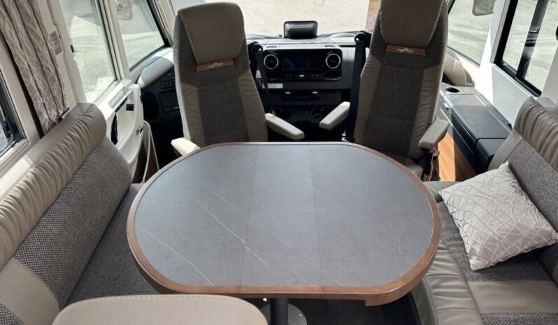 Carthago E Line I 61 XL Le Mercedes Benz pieno