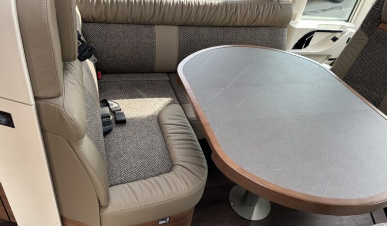 Carthago E Line I 61 XL Le Mercedes Benz pieno