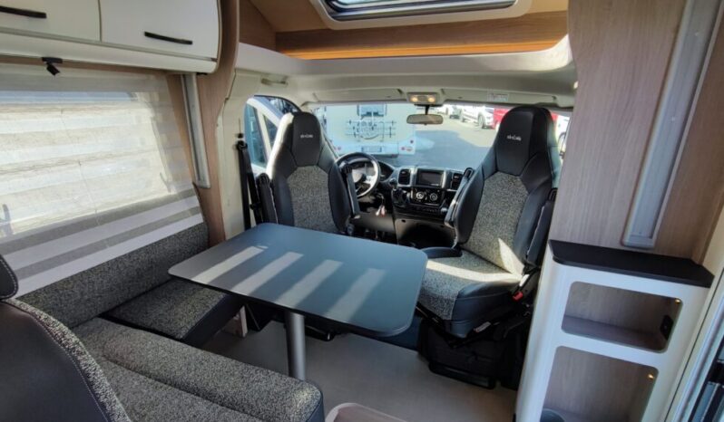 Burstner Lyseo Time SKYLINE 690G pieno