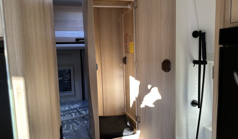 Dreamer CamperVan XL Select pieno