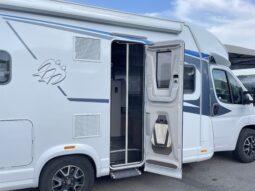Knaus Live Wave 650 MF pieno