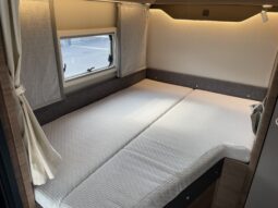 Knaus Live Wave 650 MF pieno
