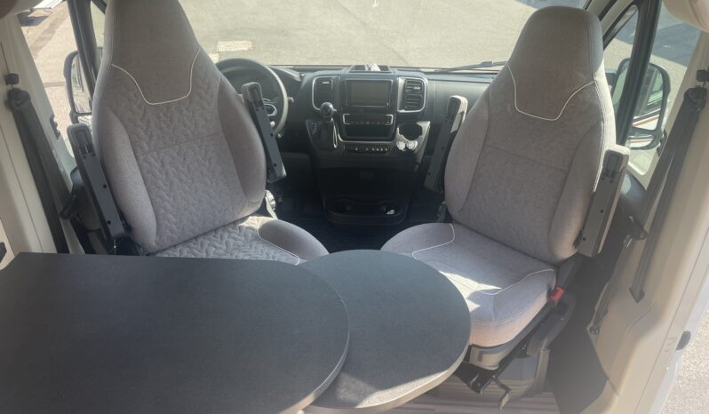 Malibu Van Compact 540 DB soffietto e cambio automatico pieno