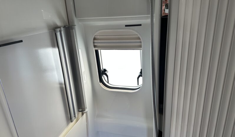 Malibu Van Diversity GT Skyview 600 DB K con soffietto mod. 2025 pieno