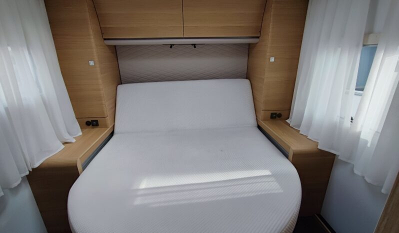Adria Sonic Plus 700DC pieno