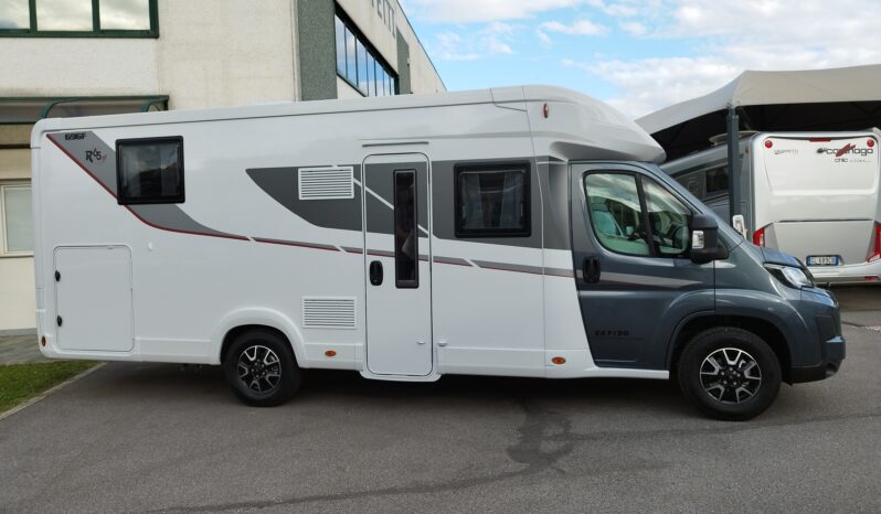 Rapido 696F Anniversario 65° pieno