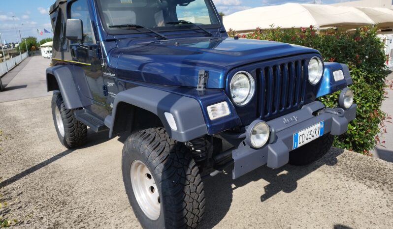 Jeep Wrangler 4.0 pieno