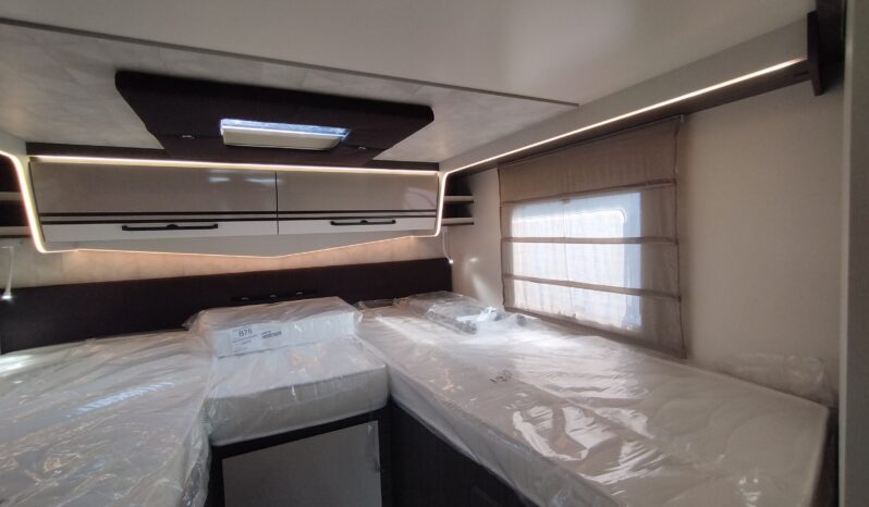 Mc Louis MC4 870 2026 pieno