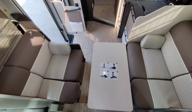 Mc Louis MC4 881 2026 pieno