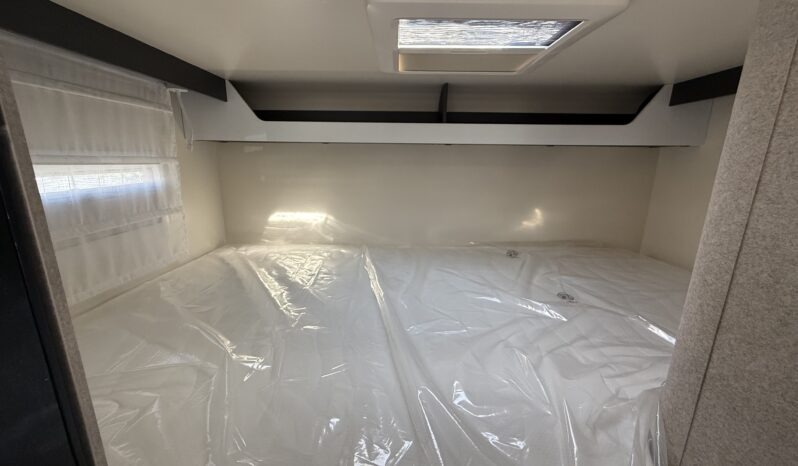 Mc Louis Glamys 320 Ford Transit cambio automatico 2026 pieno