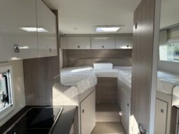 Burstner Lineo T 620 pieno