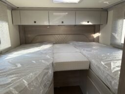 Burstner Lineo T 620 pieno