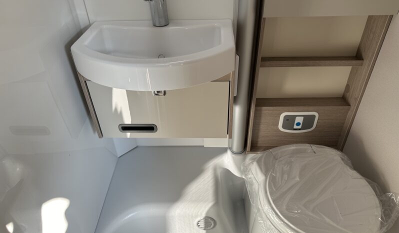 Burstner Lineo T 620 pieno