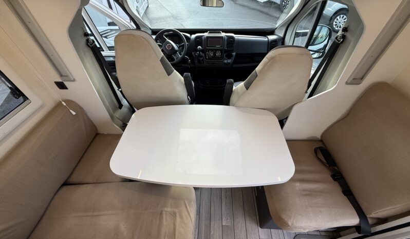 Mc Louis MC4 373 pieno