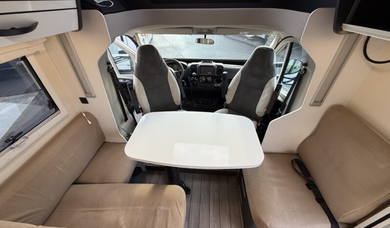 Mc Louis MC4 373 pieno