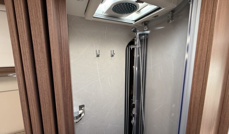 Carthago E Line I 50 Le MB modello 2026 pieno