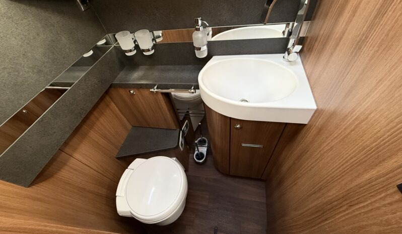 Carthago E Line I 50 Le MB modello 2026 pieno