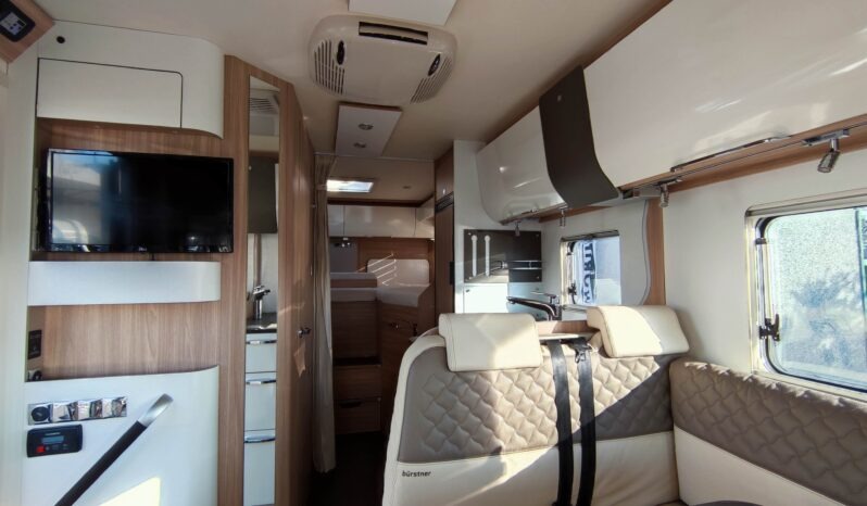 Burstner Ixeo I 690g pieno