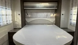 Caravan International Riviera 67 XT pieno