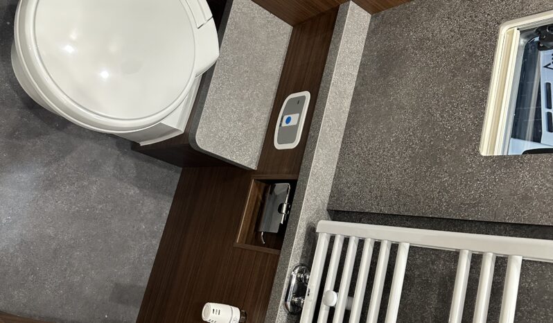 Carthago C Line I 5.9 Xl Le MB pieno