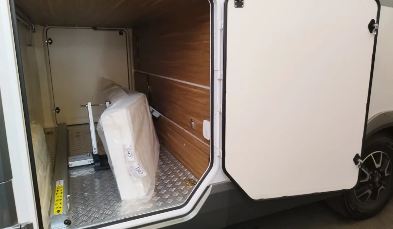 MOBILVETTA K-Yacht Tekno Line I 86 pieno