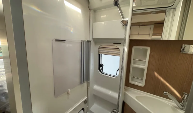 Malibu Van Diversity GT Skyview 640 LE K pieno