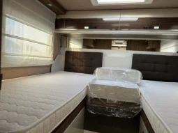 MobilVetta K Yacht Teknoline I86 ALKO pieno