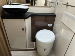 MobilVetta K Yacht Teknoline I86 ALKO pieno