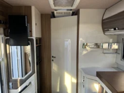 MobilVetta K Yacht Teknoline I86 ALKO pieno