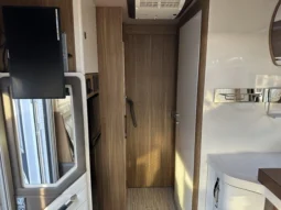 MobilVetta K Yacht Teknoline I86 ALKO pieno