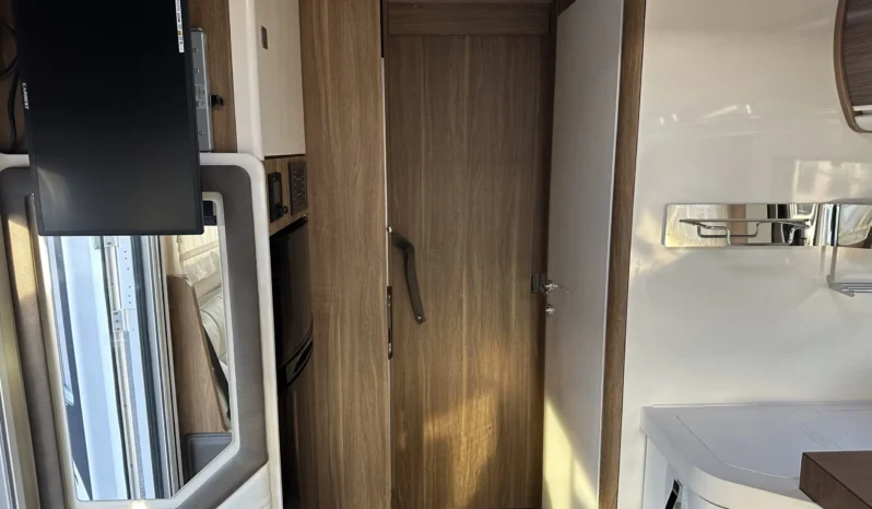 MobilVetta K Yacht Teknoline I86 ALKO pieno