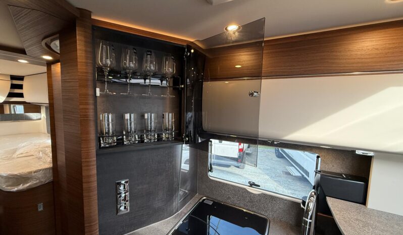 Carthago C Line I 4.9 Le / L MB cambio automatico pieno