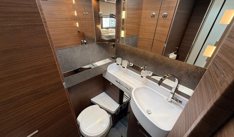 Carthago C Line I 4.9 Le / L MB cambio automatico pieno