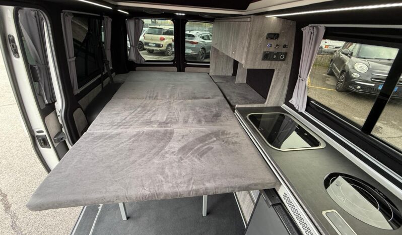 VOLKSWAGEN BULLI T 6.1 cambio automatico pieno