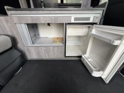 VOLKSWAGEN BULLI T 6.1 cambio automatico pieno