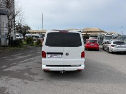 VOLKSWAGEN BULLI T 6.1 cambio automatico pieno