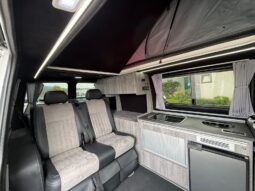 VOLKSWAGEN BULLI T 6.1 cambio automatico pieno