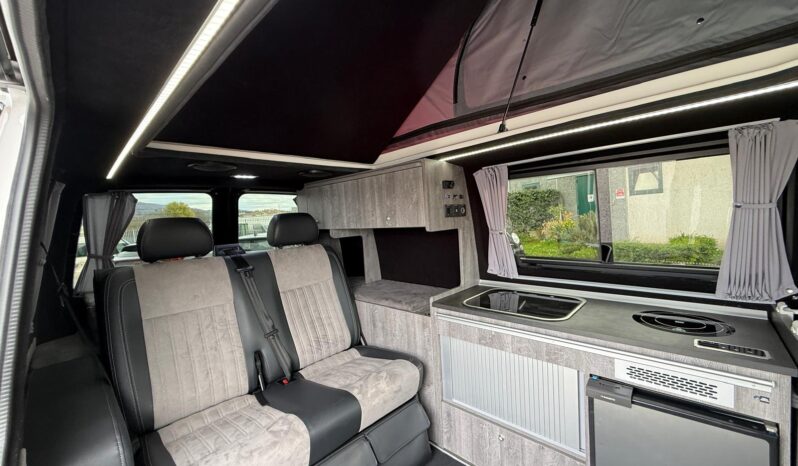 VOLKSWAGEN BULLI T 6.1 cambio automatico pieno