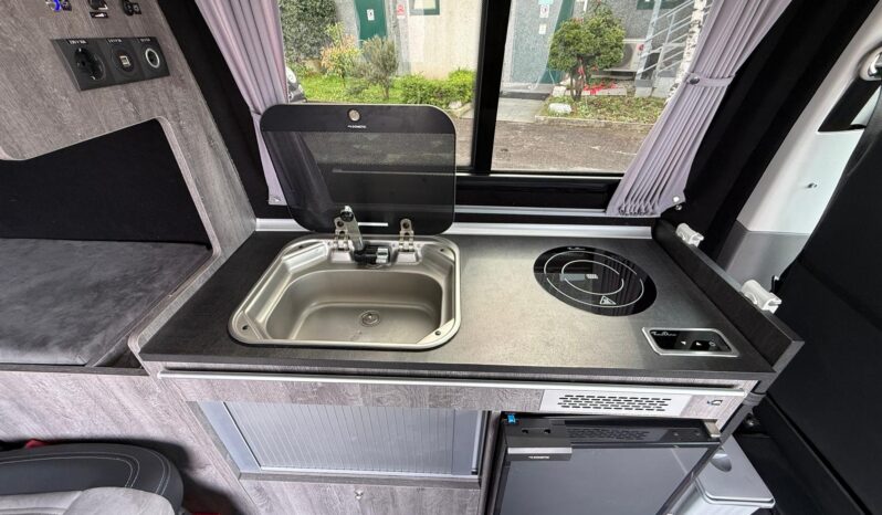 VOLKSWAGEN BULLI T 6.1 cambio automatico pieno