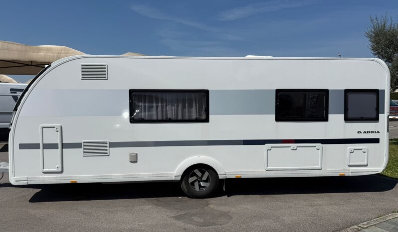 Adria Adora 613 HT pieno