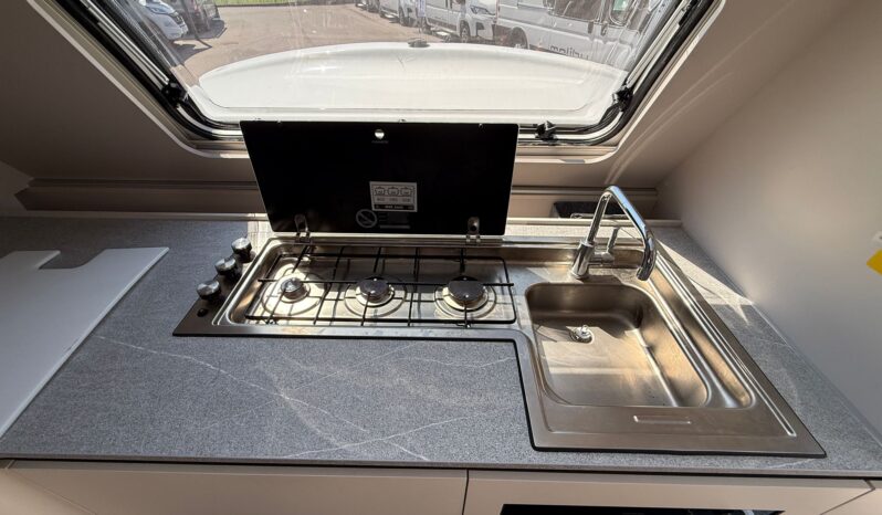Adria Adora 613 HT pieno