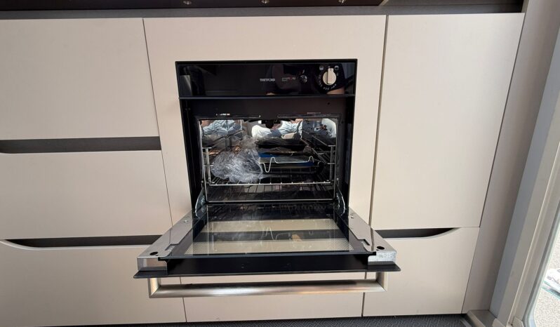 Adria Adora 613 HT pieno