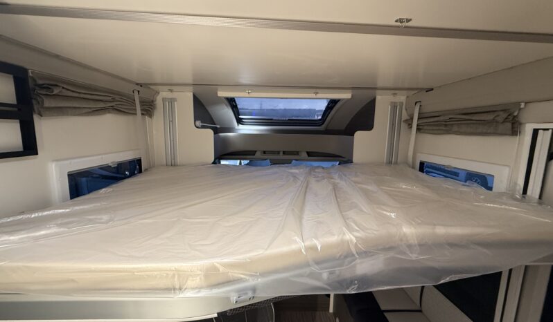 McLouis MC4-860 Ford Transit pieno