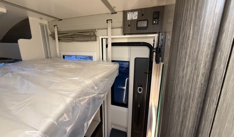 McLouis MC4-860 Ford Transit pieno